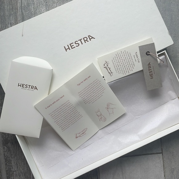 HESTRA GLOVES SINCE 1936 Ivory White Packaging Empty Box - Picture 8 of 9